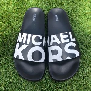 Michael Kors Slides Size 8